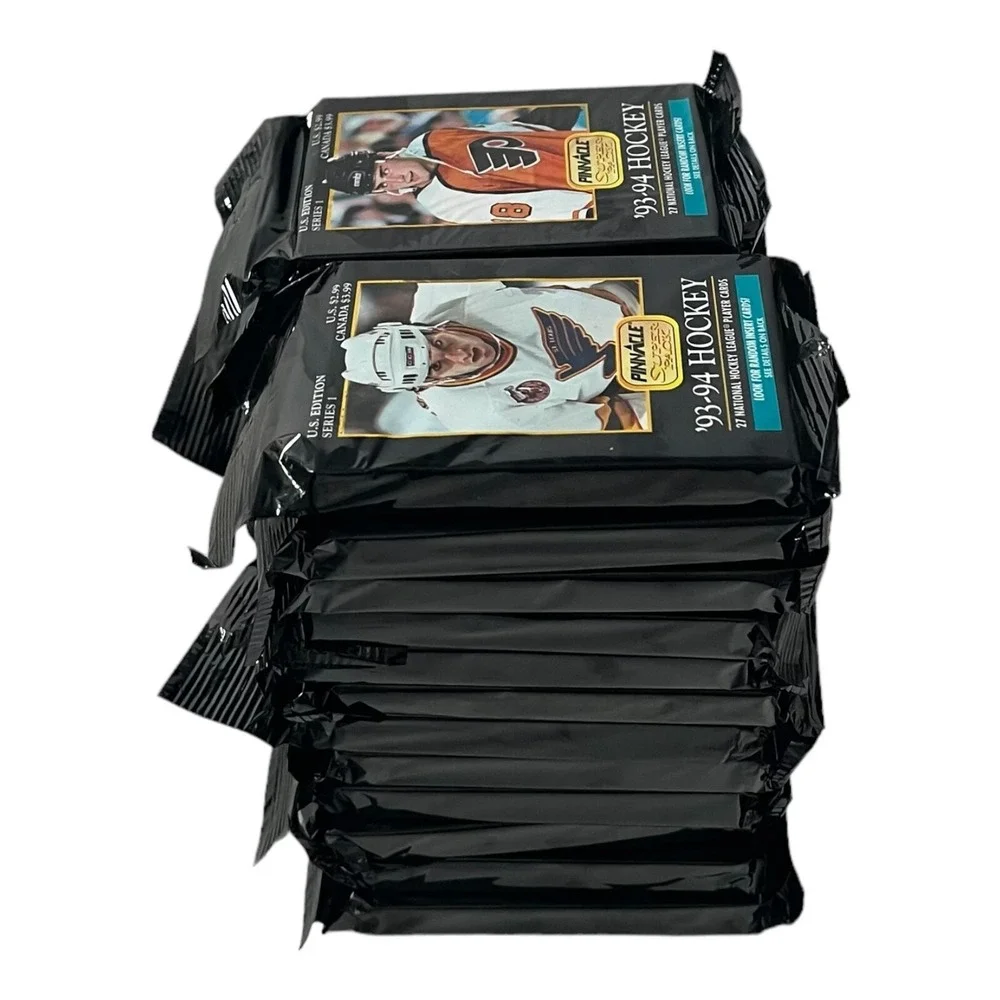 (24) 1993 Pinnacle Hockey Series 1 - 27 Card Super Pack US Edition Lot